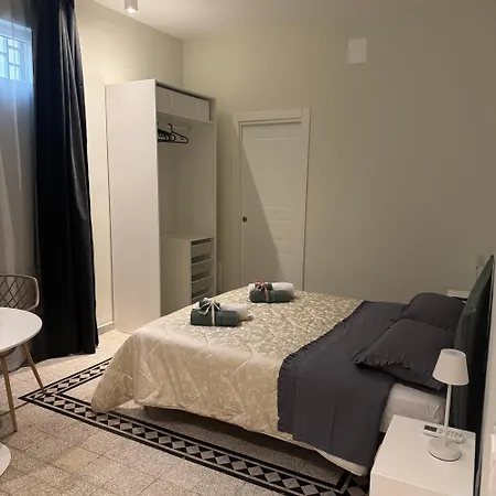 Maison Tabou * Μπάρι