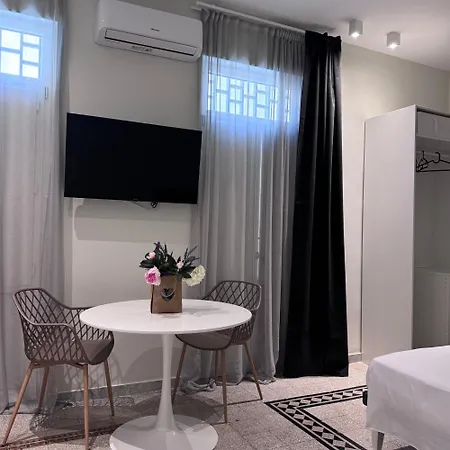 Maison Tabou * Bari